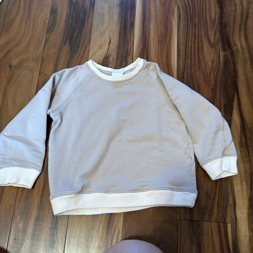 Zara kids sweatshirt. Size 4-5